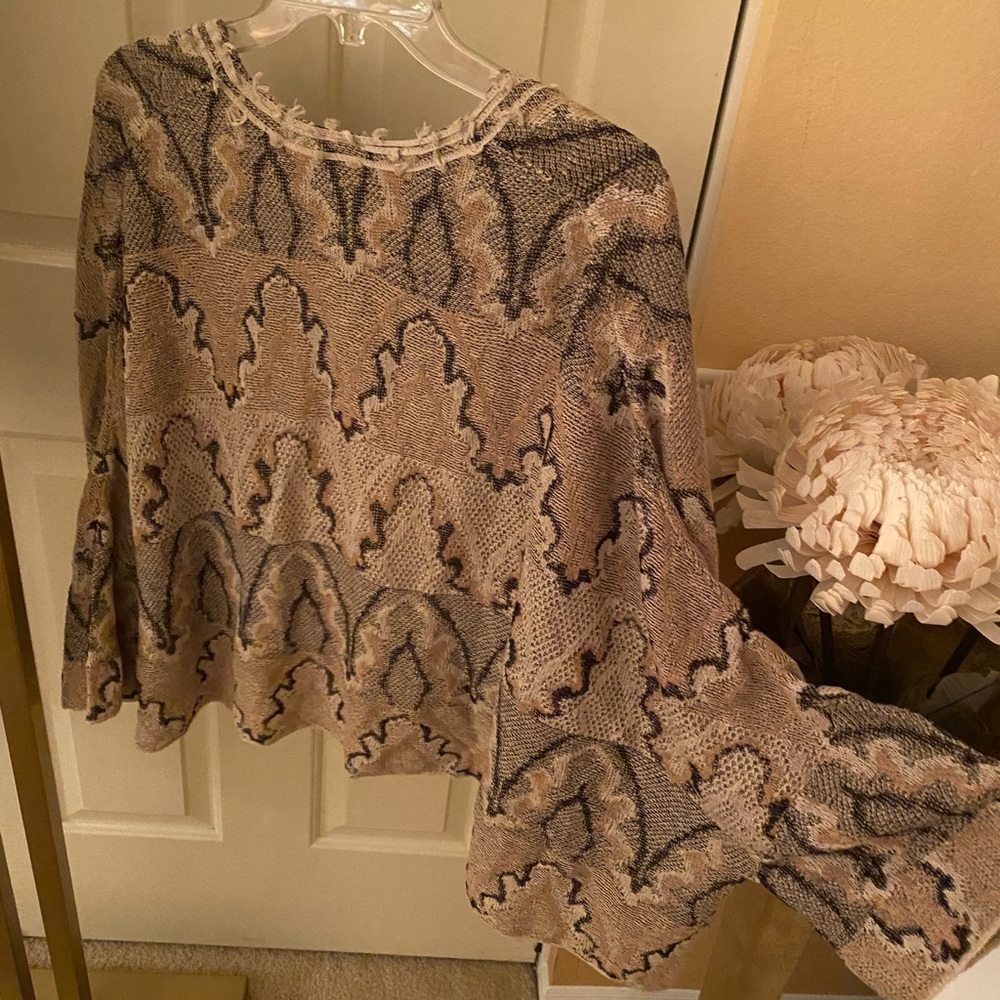 Free People Tan Printed Sweater Shawl-NWT-Medium
